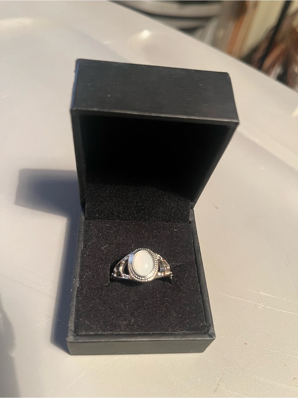 Sterling Silver White Stone Oval Ring